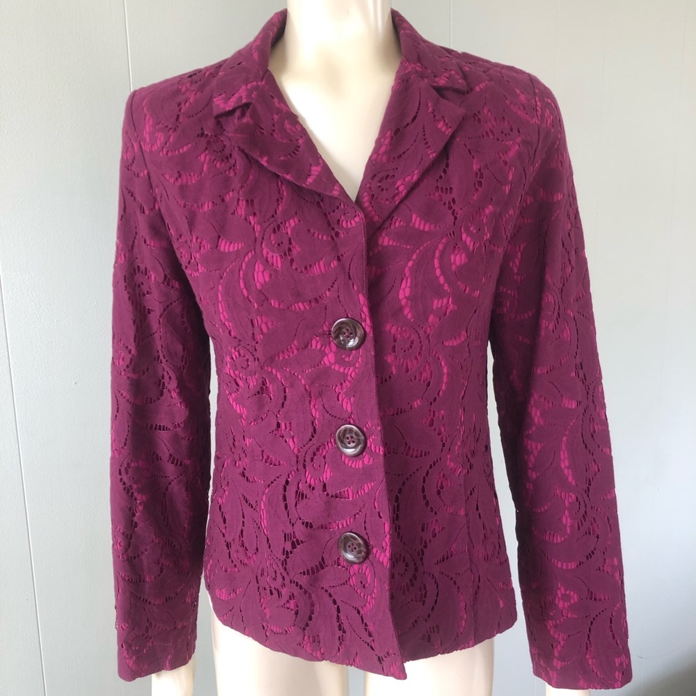 Dark link with maroon lace blazer